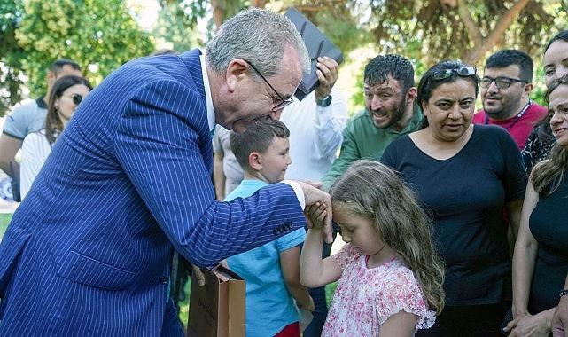 Ege Üniversitesinde yaklaşan Kurban Bayramı dolayısıyla bayramlaşma töreni düzenlendi. Ege