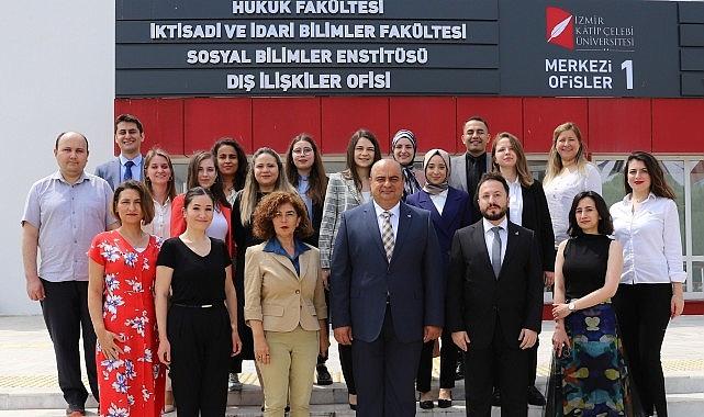 Türkiye’nin İngilizce eğitim veren dördüncü, Ege Bölgesi’nin de yabancı dilde