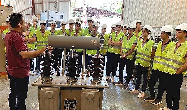 2018 yılından bu yana Enerjinin Yıldızları Projesi ile yüzlerce genci