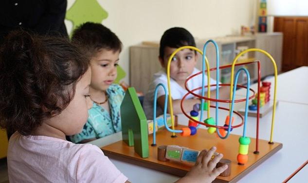 Antalya Büyükşehir Belediyesi’nin Finike’de yapımını tamamladığı Çocuk Kreşi ve Gündüz
