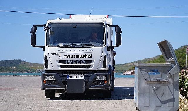 Ayvalık Belediyesi’nin hizmet araçları filosunun yeni üyesi Konteyner Yıkama ve