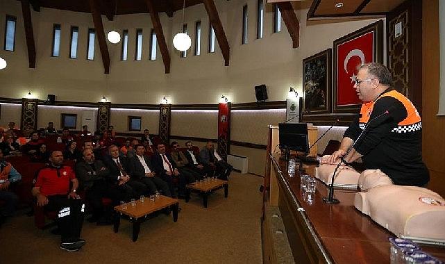 İnegöl Belediyesi ile İNDAK iş birliğinde şehirdeki tüm kurum müdürleri,