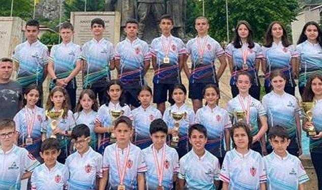 ‘’İnegöl Spor Şehri’’ diyerek gençlere verdiği önemle birlikte sporcu yetiştirmeye