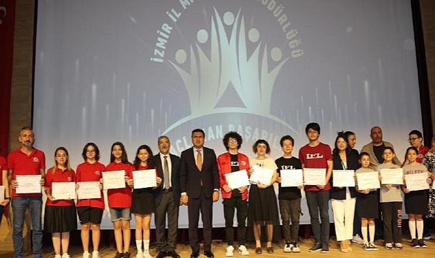 İzmir İl Milli Eğitim Müdürlüğü; yıl boyunca çeşitli alanlarda başarı