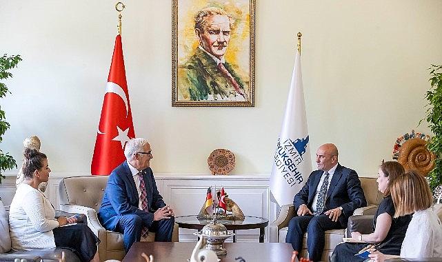 İzmir Büyükşehir Belediye Başkanı Tunç Soyer, görev süresinin sonuna gelen