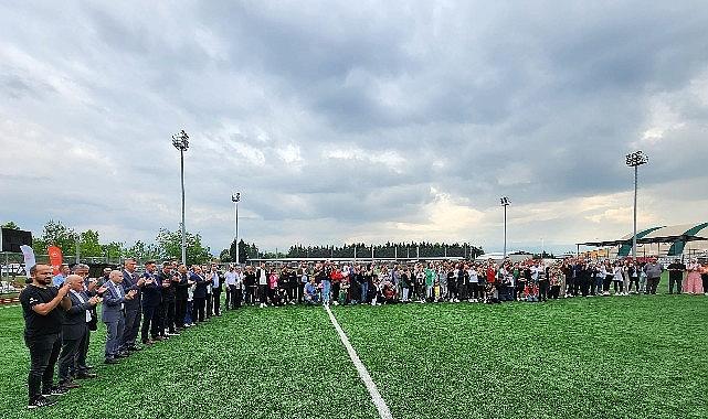 Kocaeli'nde yapılan “Futbol Yıldızlar Türkiye Birinciliği" müsabakalarında İzmir ekibini yenerek