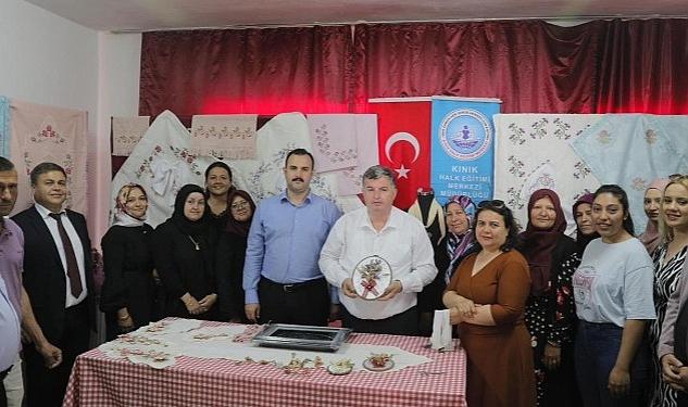 Kınık Halk Eğitim Merkezi usta öğreticileri ve kursiyerleri tarafından Hayat
