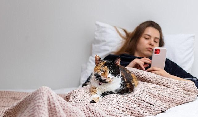 Vücut sıcaklığımızın artması sonucunda serinlemek için klima açtığımızda vücudumuz bir