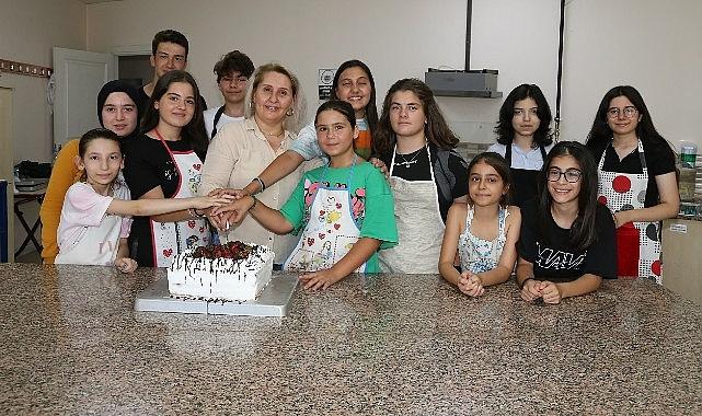  Kocaeli Büyükşehir Belediyesi Meslek ve Sanat Eğitim Kursları (KO-MEK), geçtiğimiz