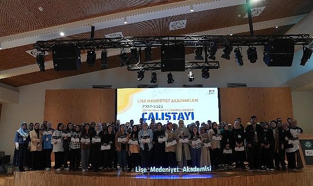 Konya Büyükşehir Belediyesi bünyesinde lise öğrencilerine ve mezun gençlere yönelik