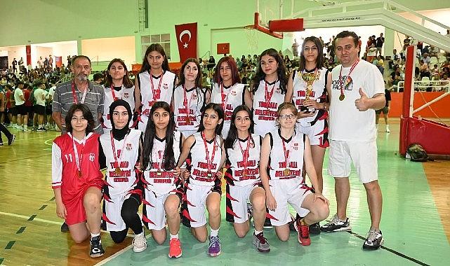 Torbalı Belediyesi tarafından hizmet veren Metropolis Spor Kulübü, büyük başarılara