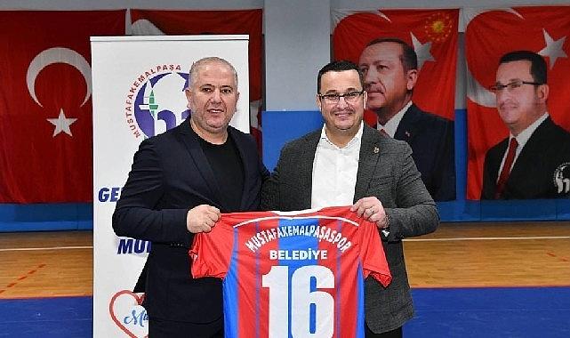 Mustafakemalpaşaspor Belediye, yeni sezon için kadrosunu güçlendirmek amacıyla önemli transferlere
