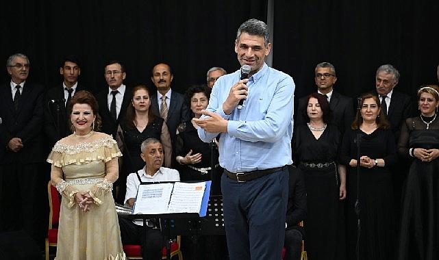 Kartepe Belediyesi Türk Sanat Müziği korosu tarafından düzenlenen yılsonu konseri