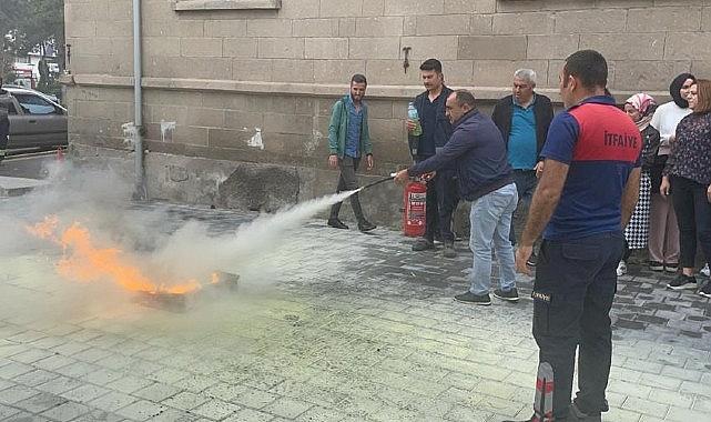 Nevşehir Belediyesi’nde, Hizmet İçi Eğitim Programları kapsamında çalışanlara “İş Sağlığı