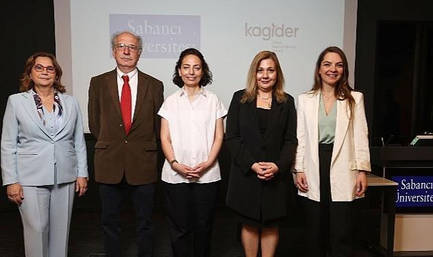 Sabancı Üniversitesi Altunizade Dijital Kampüs’te gerçekleştirilen etkinliğin açılış konuşmalarını KAGİDER