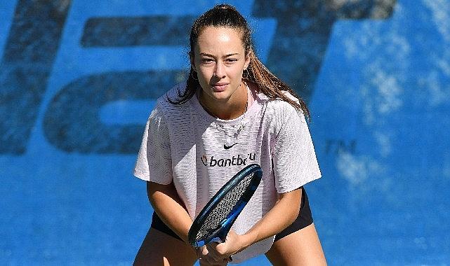 BANTBORU sponsorluğunda büyük başarılara imza atan Milli Tenisçi Zeynep Sönmez,