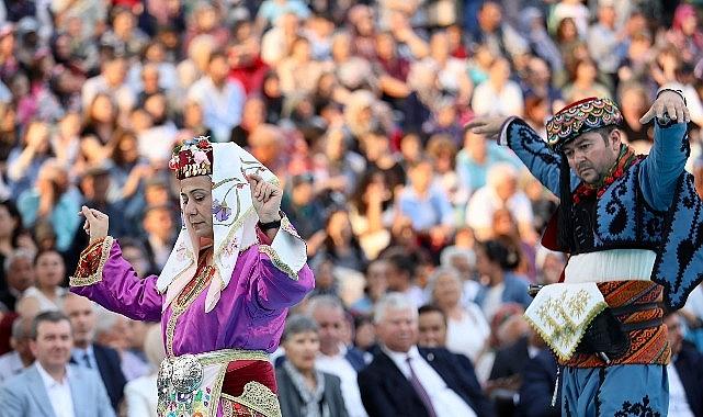 87. Uluslararası Bergama Kermes Festivali'ne muhteşem açılış