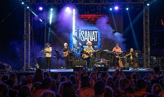 Çarşamba Sahnesi ile etkinliklerini yazlık kentlere taşıyan İş Sanat, Marmaris Uluslararası Kültür ve