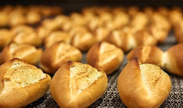 Antalya Büyükşehir Belediyesi’nin Döşemealtı’nda kurduğu EKDAĞ Halk Ekmek Fabrikası bir