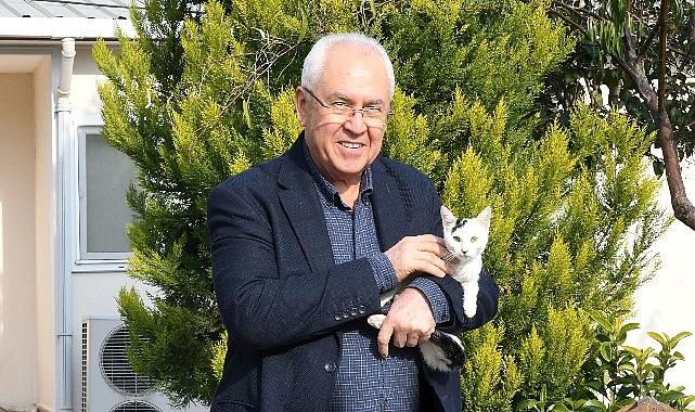 Karabağlar Belediyesi, sokakta yaşamlarını sürdüren can dostlarımızı unutmuyor!