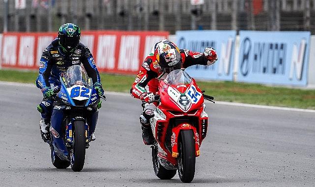 Red Bull sporcusu Bahattin Sofuoğlu, 2023 Dünya Supersport Şampiyonası’nın (WSSP)