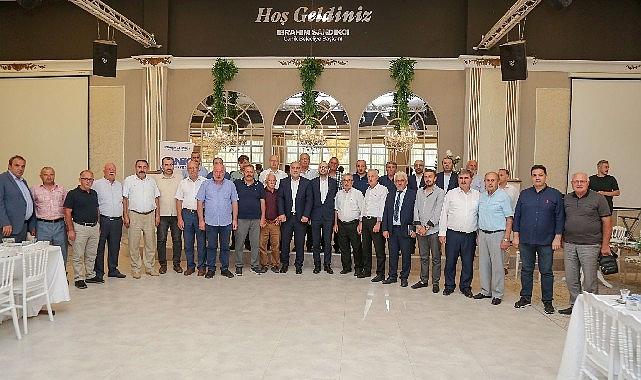 Canik Belediye Başkanı İbrahim Sandıkçı, muhtarların talep ve önerilerini dinledi.