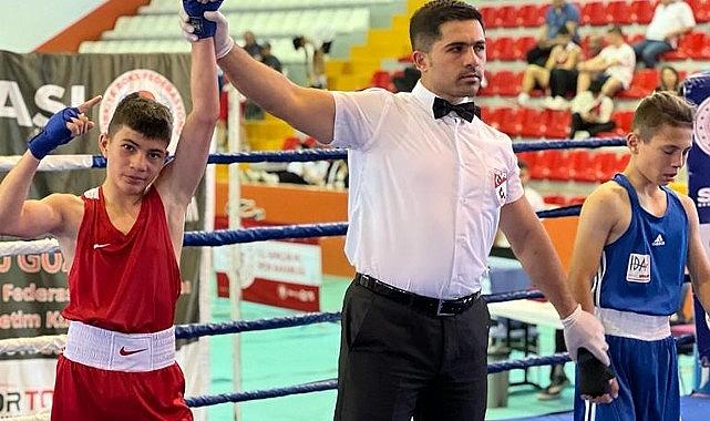 Canik Belediyespor Kulübü sporcuları Türkiye Şampiyonası’nda madalyaları topladı.