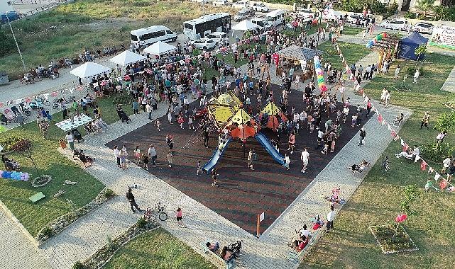 Cumhuriyet Parkı, çocuk şenliği ile açıldı. Cumhuriyet Mahallesi’nde uzun süredir