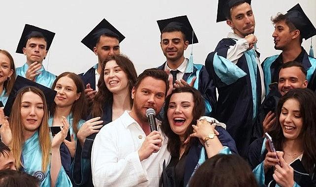 Ege Üniversitesi İletişim Fakültesinden bu yıl mezun olmaya hak kazanan