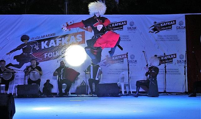Gölcük’te, 26 Ağustos Çarşamba günü Anıtpark’ta Uluslararası Kafkas Folklor Etkinliği
