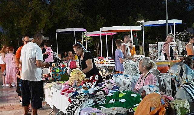 Kemer Belediyesi tarafından her ay düzenlenen “Üreten ev hanımları kermesi”nde