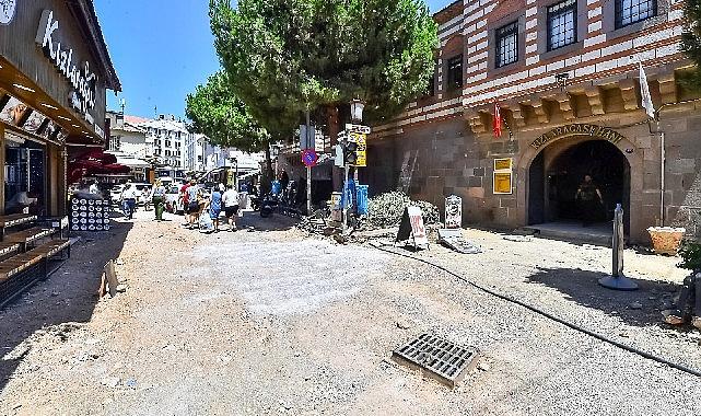 İzmir Büyükşehir Belediyesi, Kemeraltı’nı baştan sona yenileyecek altyapı ve üstyapı