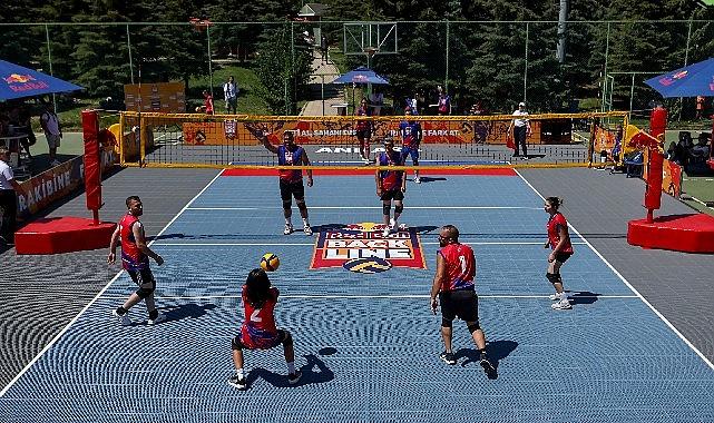 Voleybolun kurallarının yeniden belirlendiği Red Bull Back Line’da final heyecanı