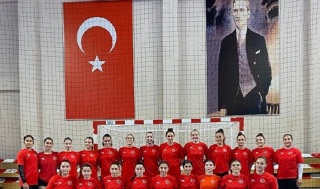 17 Yaş Altı Kızlar Avrupa Hentbol Şampiyonası'nda ikinci klasman maçları,