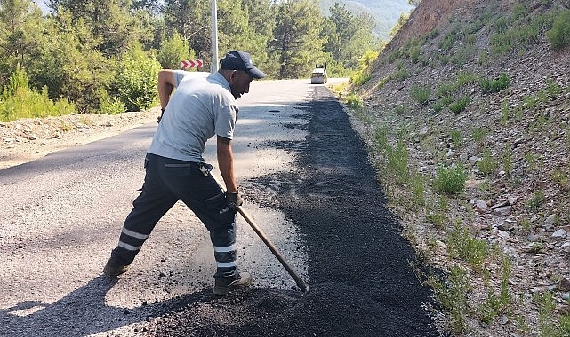 Antalya Büyükşehir Belediyesi Alanya’nın kırsal mahalle ve yayla yollarında bakım