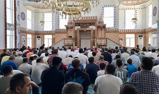 Başkan Büyükakın, malzeme ve işçilik desteği verilerek güzel bir görünüme