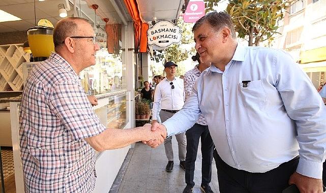 Karşıyaka’da esnaf ziyaretlerine aralıksız devam eden; sağlık, çevre ve temizlik