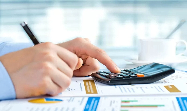 Karşılaştırma sitesi encazip.com, kredi kartı ve nakit avans kullanımına art