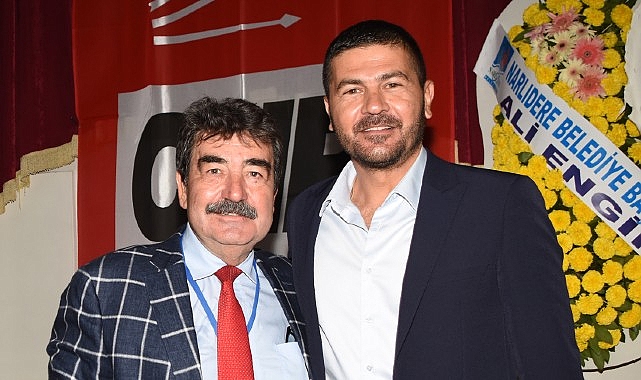 Foça İlçe Başkanı Ayla Yılmaz’ın yeniden aday olmadığı olağan kongrenin