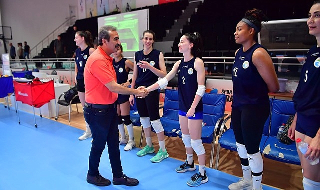Yeni sezon hazırlıklarına ASKİ Atatürk Spor Salonunda yaptığı antrenmanlarla başlayan