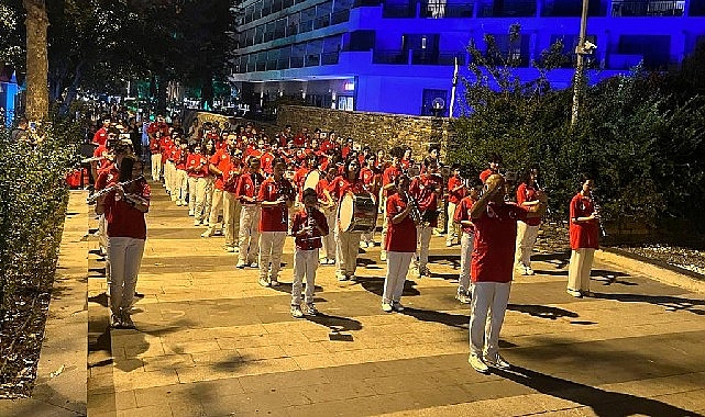 Kemer Belediye Başkanı Necati Topaloğlu'nun talimatlarıyla Kemer tarihinde ilk defa