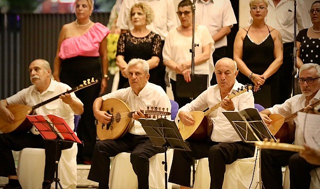 Didim Belediyesi’nin katkılarıyla Didim Türkü Grubu tarafından düzenlenen yaz konseri