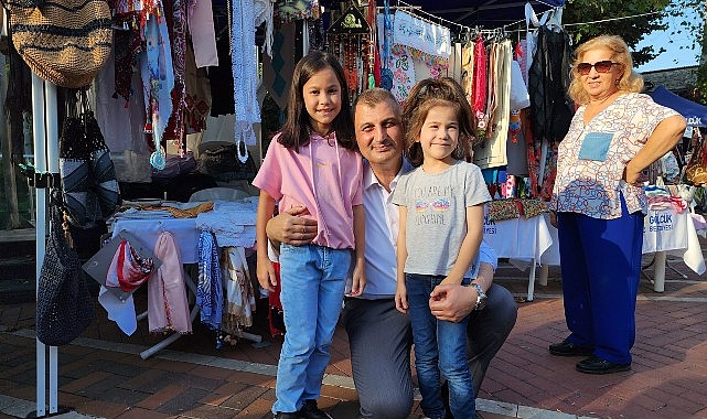 Değirmendere Çınarlık Meydanı’nda birbirinden güzel el emeği ürünlerin sergilendiği Gölcük