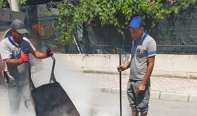 Kemer Belediyesi Fen İşleri Müdürlüğü ekipleri, Göynük Mahallesi’nde altyapı çalışmalarına