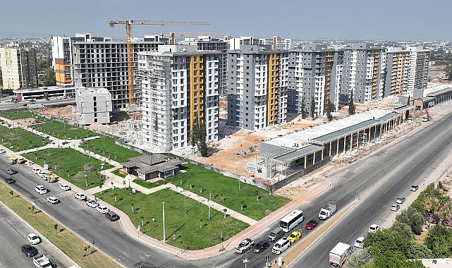 Antalya Büyükşehir Belediyesi’nin Güneş Mahallesi’nde gerçekleştirdiği kentsel dönüşüm projesinde 211