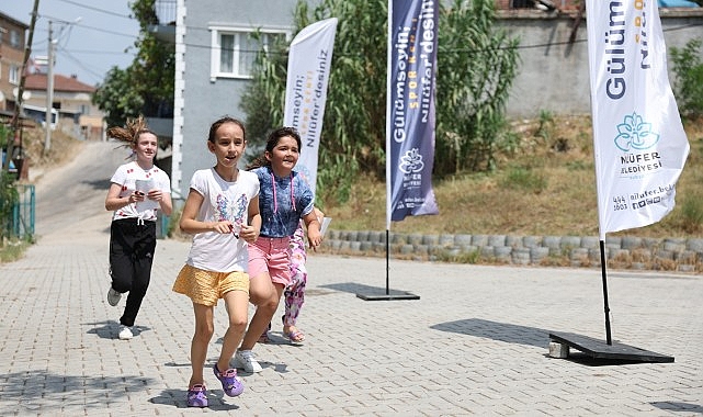Nilüfer’deki çocuklar, oryantiring ile tanışıyor. Düzenlenen etkinlikle çocuklar hem mahallelerini