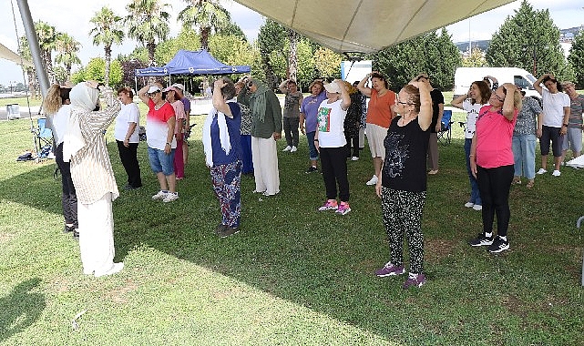 Büyükşehir’in Hayatın İçindeyim Projesi Sağlıklı Yaşam Kulübüne katılanlar Egzersiz Programı