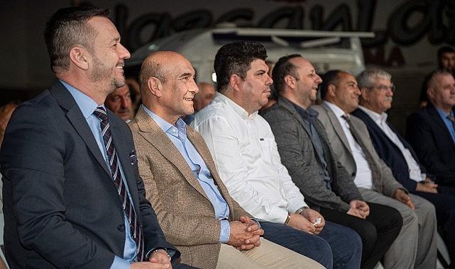 İzmir Büyükşehir Belediye Başkanı Tunç Soyer, Uluslararası Makedonya Federasyon Dernekleri’nin