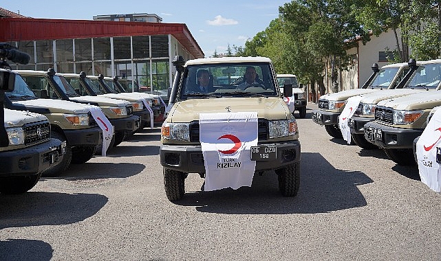 Kahramanmaraş depreminden etkilenenlere yardım çalışmalarını sürdüren Türk Kızılay, uluslararası kuruluşların