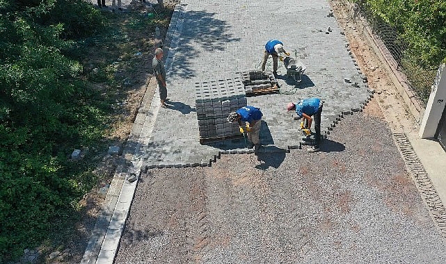 Kandıralı muhtarlar yol talebinde bulundu, Başkan Büyükakın’ın talimatıyla Büyükşehir ekipleri